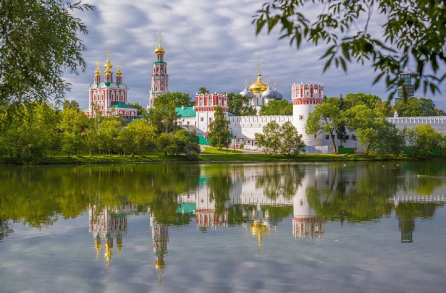 Богородице-Смоленский Новодевичий женский монастырь